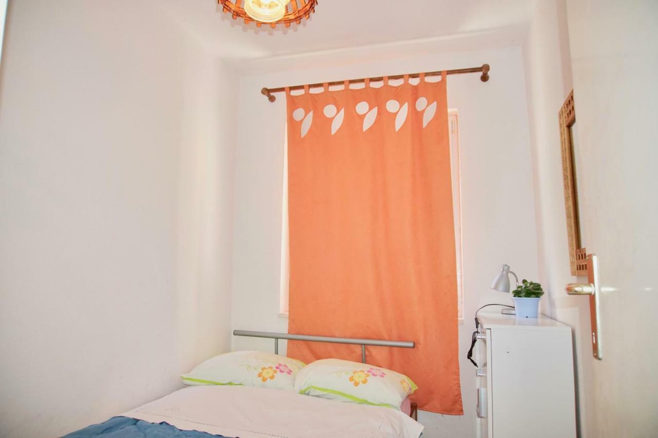 Apartments Burano Трогир Екстериор снимка